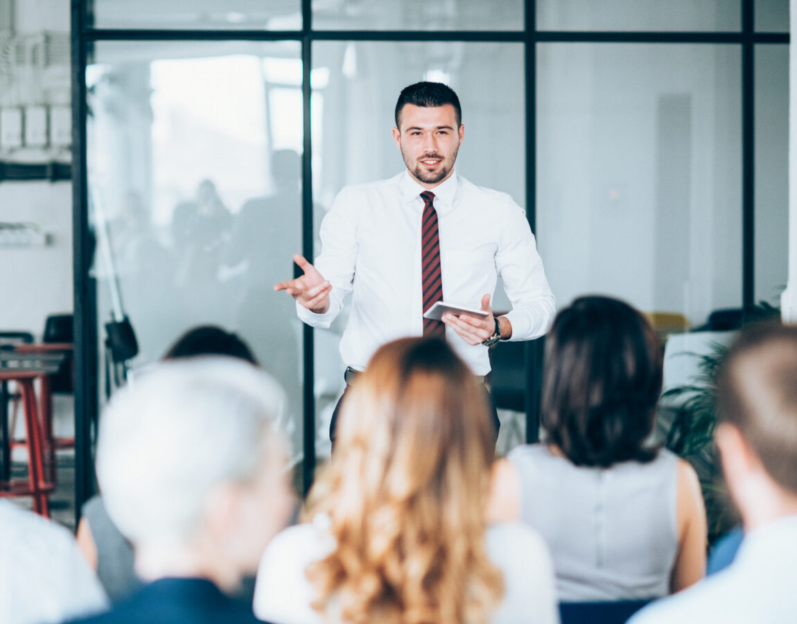 ESCUDERIA - CUADRA (2)